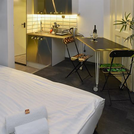 Walk Inn Vaci 42 Budapest Luaran gambar
