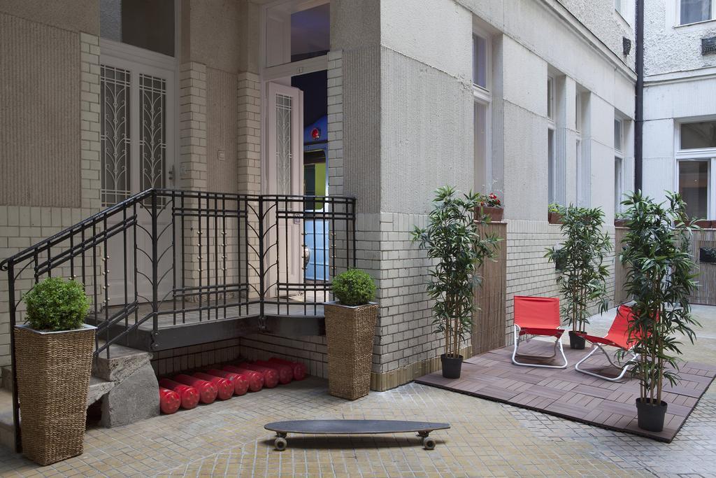 Walk Inn Vaci 42 Budapest Luaran gambar