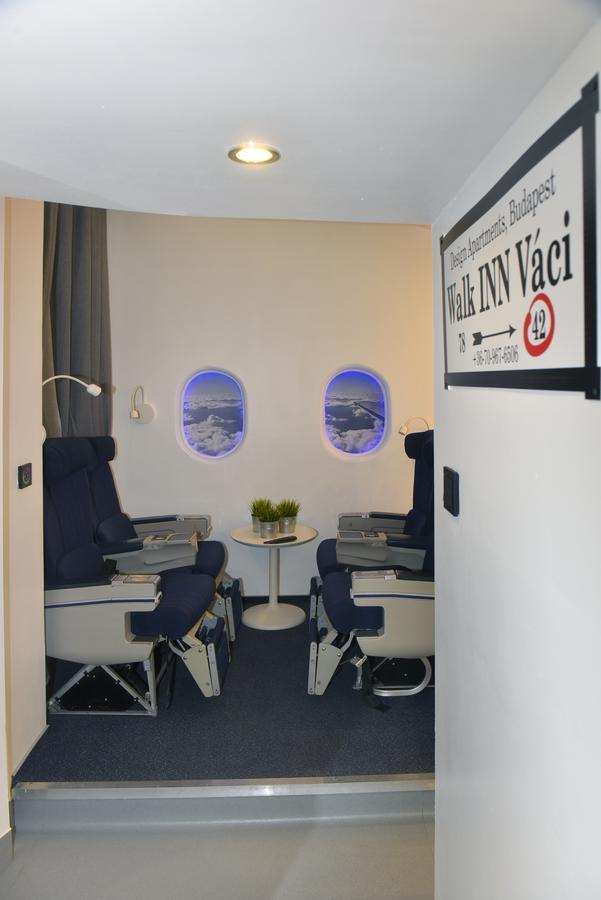 Walk Inn Vaci 42 Budapest Luaran gambar